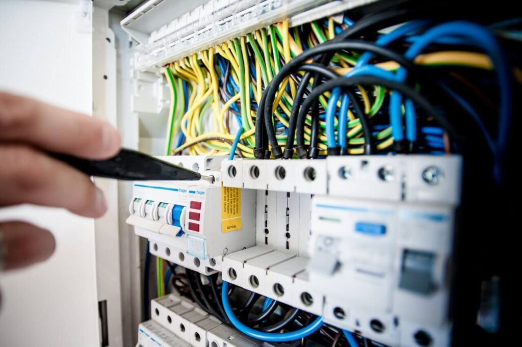 افضل شركة تاسيس كهرباء بالقطيف